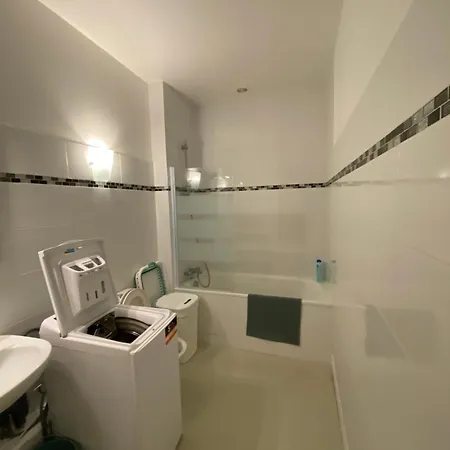 Appartement Cosy Avec Vue Sur Le Chateau Chinon Esterno foto