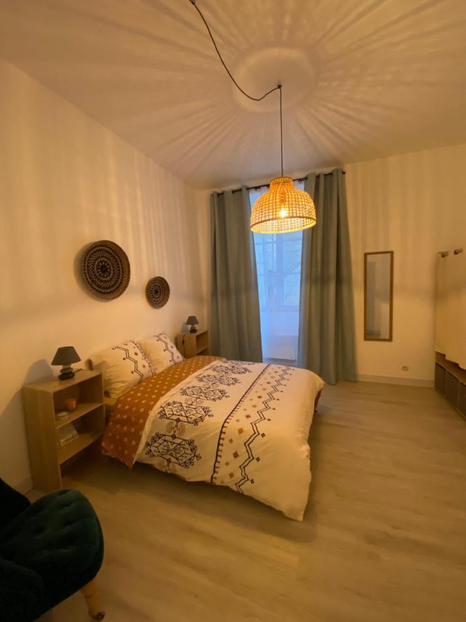Cosy Avec Vue Sur Le Chateau Chinon